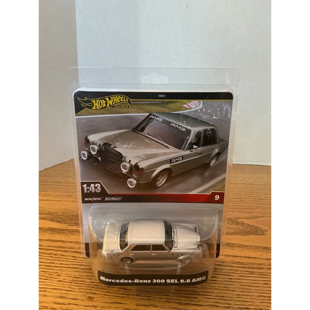 Hot Wheels Premium 143 Metal Real‎ Riders Mercedes Benz 300 SEL 6.8 AMG Diecast